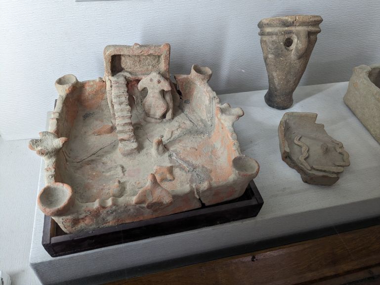 2000 years old pottery from the Gandhara era in Taxila Museum