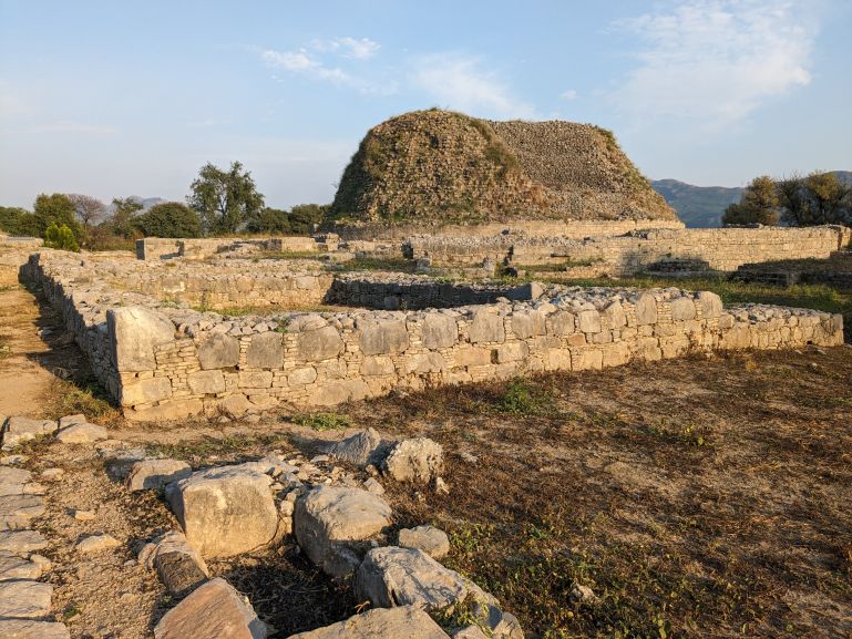 How to get from Islamabad to Taxila
