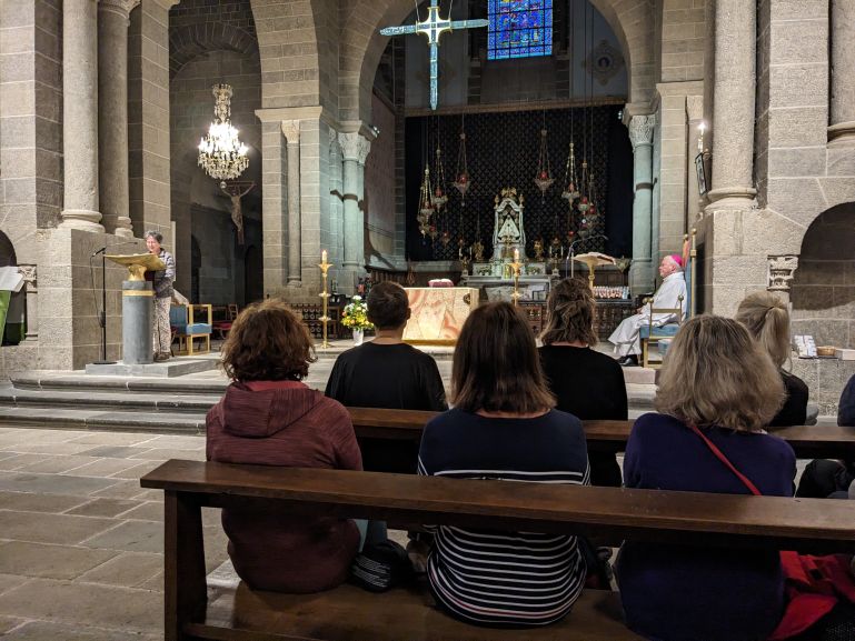 Most pilgrims start the first day on the Via Podiensis with the church service in the cathedral of Le Puy-en-Velay