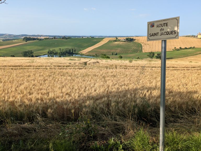 The Via Podiensis near Lectoure